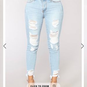 FashionNova distressed ankle jeans
